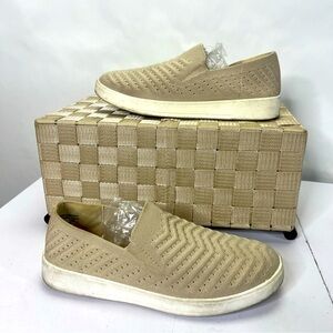 Sonoma Ortholite Slipon Sneakers Size 8